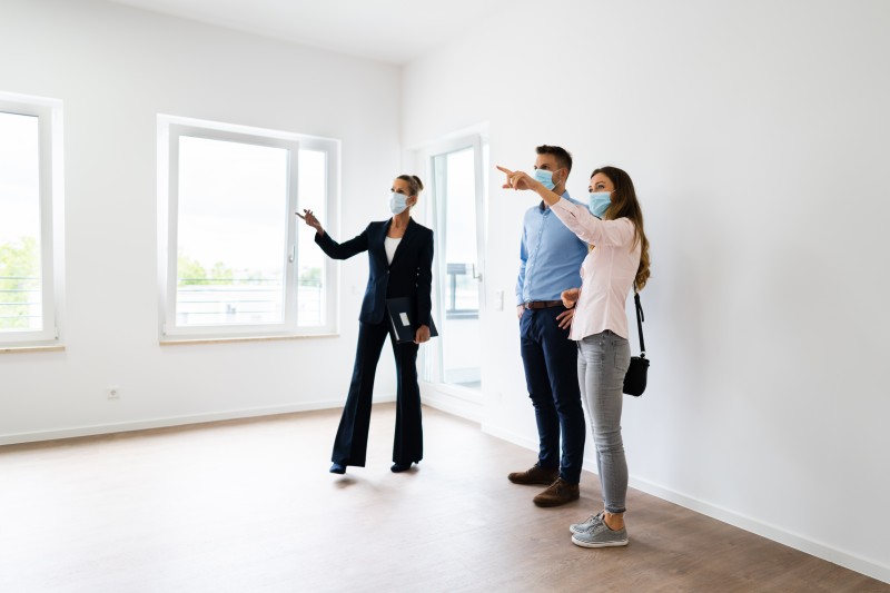 How to conduct property viewings safely in lockdown