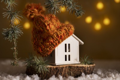 Lawrence Rand’s Guide to Winter-Ready Homes: Essential Maintenance Tips for the Christmas Period 